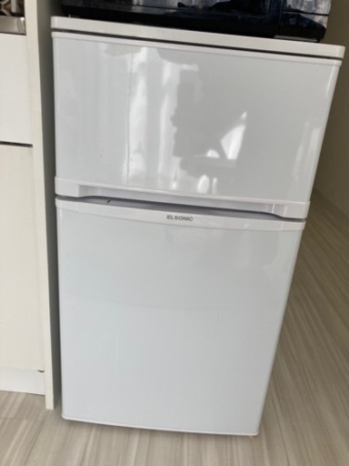 冷凍冷蔵庫　83L 2018年製