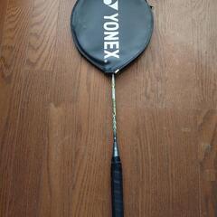 YONEX バドミントンラケットの画像