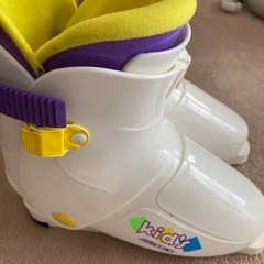 スキー靴　子供用　23センチくらいです