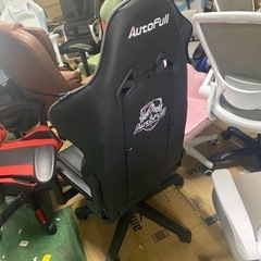 原価3万円程　ゲーミングチェア　autofull 黒の画像