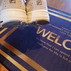 FILA 25.0センチ ベージュ スニーカーの画像