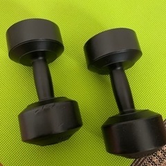 ダンベル　5kg x2