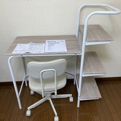 デスク（椅子は別売りです）