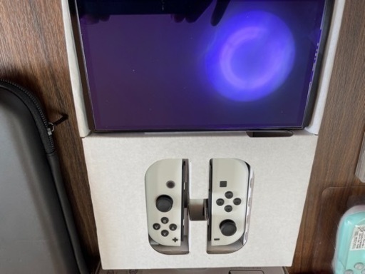 Switch有機EL ホワイト　ポケモンソフト、連写コントローラー