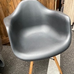 イームズチェアリプロダクト品(肘掛け付き)