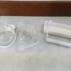 とりきち横丁　小鳥　エサ入れ、止まり木、ベッドなど　8点セットの画像
