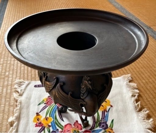 銅製の花器