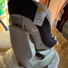 combi チャイルドシートの画像