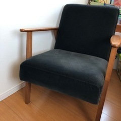 【値下げ2000円】IKEAの椅子。ほぼ新品です。