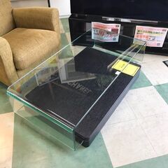 ローテーブル　ガラステーブル　おしゃれ　モダン　高級　クリーニング済　貝塚市　二色浜