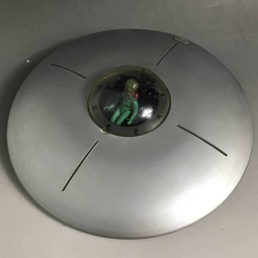 ut8/54　Mars Attacks! マーズアタック フライングソーサー 火星人の円盤　フィギュア マーシャン 箱無し 宇宙人 UFO　※ジャンク