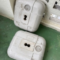 洗濯　物干し竿　の重し　中に水か砂を入れます