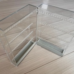 【無印良品】アクリルネックレス・ピアスケース・見開きタイプ