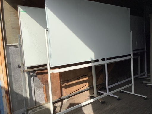 ホワイトボード 脚付 ボード面180×90cm 管H230211EK (ベストバイ 静岡県袋井市)