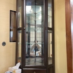 【もらってください】角に置くキャビネット