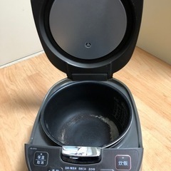 炊飯器の画像