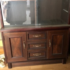 木製本棚の画像