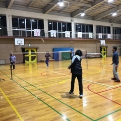 レクレーションとしてバドミントンをしませんか？
