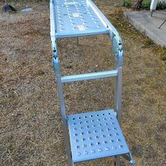 折り畳みハシゴ兼土台？の画像