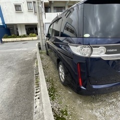 ワンボックスカーの画像