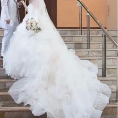 ウェディングドレス　オフホワイト　アルカンシエルの画像