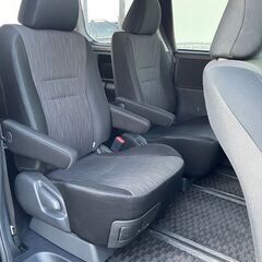 H22年 ヴォクシー ZS 7人乗り 丸まる2年車検付の画像