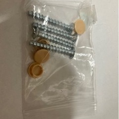 カラーボックス（一部壊れてます）の画像