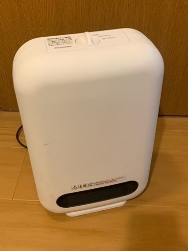 セラミックファンヒーター　2020年製 アイリスオーヤマ