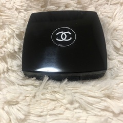 CHANEL アイシャドウ　パープル&ピンク