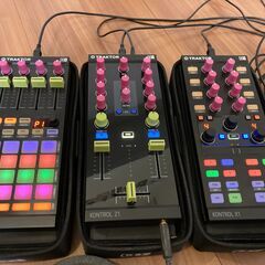 TRAKTOR - DJ コントローラー セット Z1、X1、F1 ケース、ケーブル