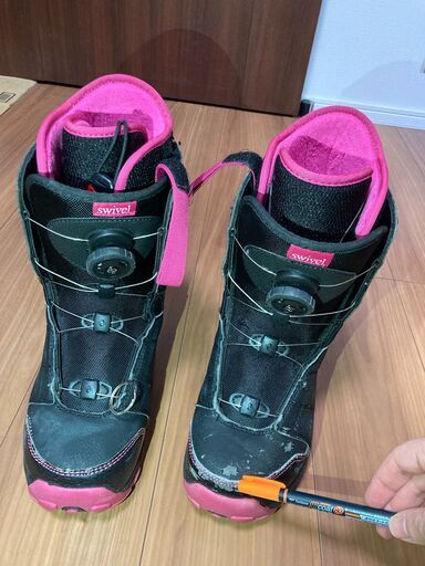 SWIVEL - スノーボード　(145cm)　ビンディング付き・ブーツ(24.0cm)・カバーセット(板橋区)