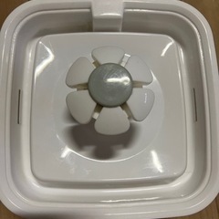 水飲み器 ペット給水器 みずのみ器 の画像