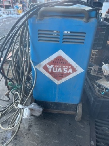 YUASA★バッテリーチャージャー★バッテリー充電器★FAC-1★200V★