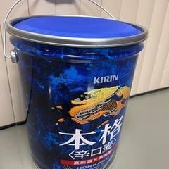 ペール缶スツール収納の画像