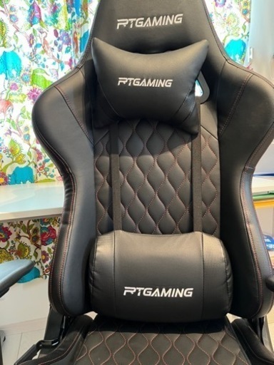 ゲーミングチェアRT GAMING