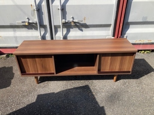 テレビ台　茶色