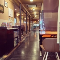 カフェスタッフ　募集