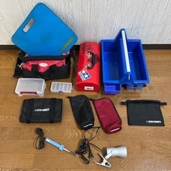 【最終値下げ】アストロなどの工具入れと他の画像