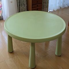 IKEA　丸テーブル