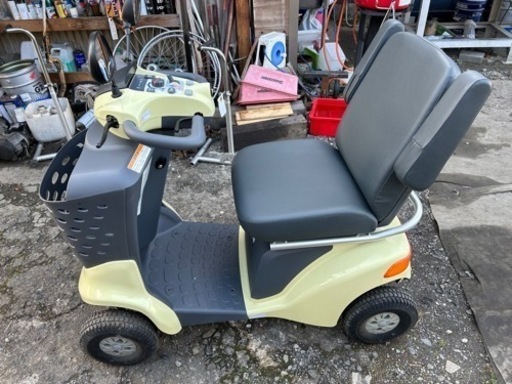 セニアカー　新古車！スズキET4D 格安です。