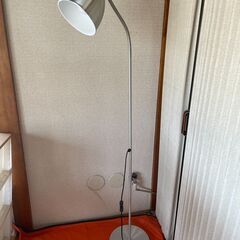 IKEA　スタンドライト