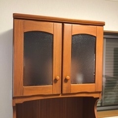 キッチン収納キャビネットの画像