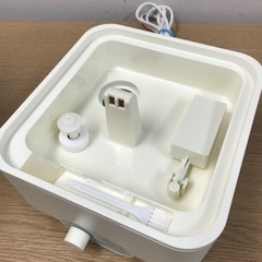 ☆値下げ☆ K2302-398 ドウシシャ 超音波式加湿器 KWS-303(IV) 2017年製 通電確認済 汚れ、塗装はがれ有 現状お渡しの画像