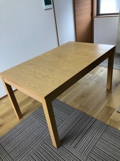 【決まりました】人気IKEA３段階伸縮140㎝180㎝220㎝ダイニングテーブル