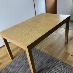 【決まりました】人気IKEA３段階伸縮140㎝180㎝220㎝ダイニングテーブル