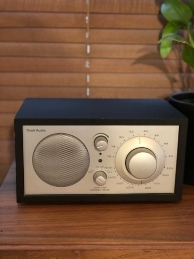 ＼オシャレ／なテーブルラジオ  Tivoli Audio MODEL one