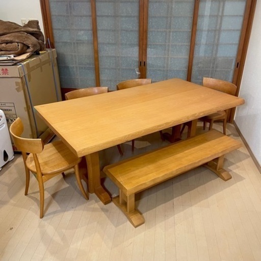 【超美品‼️】定価数十万♪ 高級 無垢材 180cm幅6人掛けダイニングテーブルセット ベンチ 天然木製ナチュラルブラウン♪