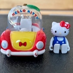 ドリームトミカ ライドオン ハローキティ キティちゃん リンゴの車