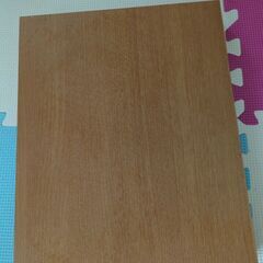 【あげます】本棚仕切り板（ジャンク品）