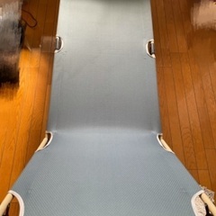 折りたたみベッドの画像